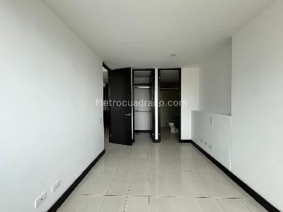 Apartamento de 1 alcoba en arriendo en Alejandría, Medellín, 53 m² · foto 4 de 11