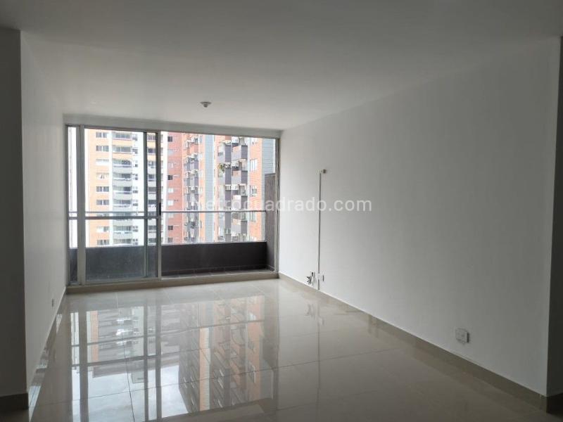Apartamento en Arriendo, EL POBLADO, Medellín - Widok 3