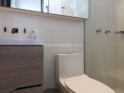 Apartamento de 3 alcobas en venta en El Poblado, Medellín, 218 m² · foto 18 de 20