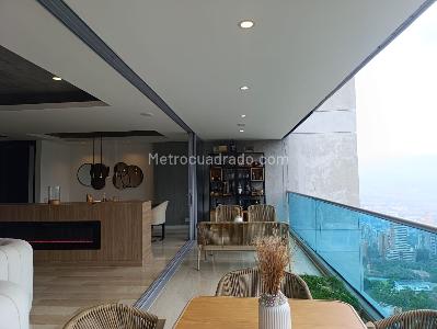 Apartamento de 3 alcobas en venta en El Poblado, Medellín, 218 m² · foto 19 de 20