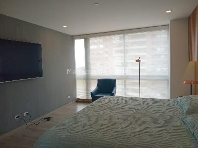 Apartamento de 2 alcobas en venta en El Poblado, Medellín, 122 m² · foto 11 de 18