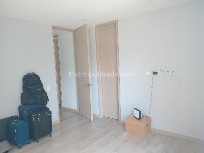 Apartamento de 2 alcobas en venta en El Poblado, Medellín, 122 m² · foto 14 de 18