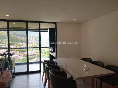 Apartamento de 2 alcobas en venta en El Poblado, Medellín, 122 m² · foto 4 de 18