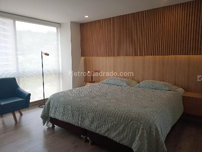 Apartamento de 2 alcobas en venta en El Poblado, Medellín, 122 m² · foto 8 de 18