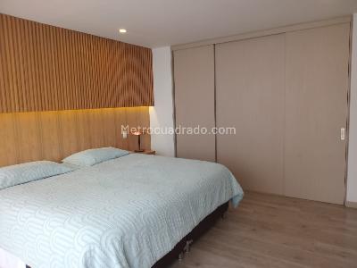 Apartamento de 2 alcobas en venta en El Poblado, Medellín, 122 m² · foto 9 de 18