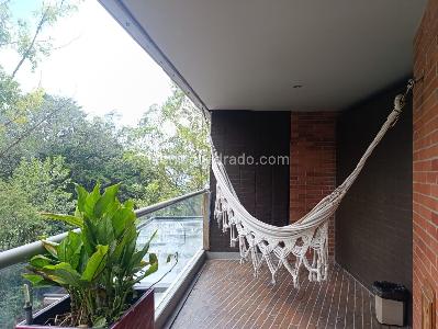 Apartamento de 2 alcobas en arriendo en El Tesoro, Medellín, 104 m² · foto 14 de 14