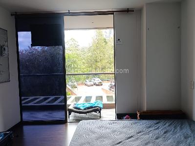 Apartamento de 2 alcobas en arriendo en El Tesoro, Medellín, 104 m² · foto 9 de 14