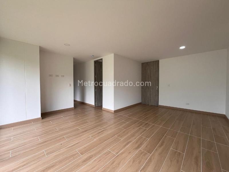 2BR Apartment in EL RETIRO (86 m²) - 3