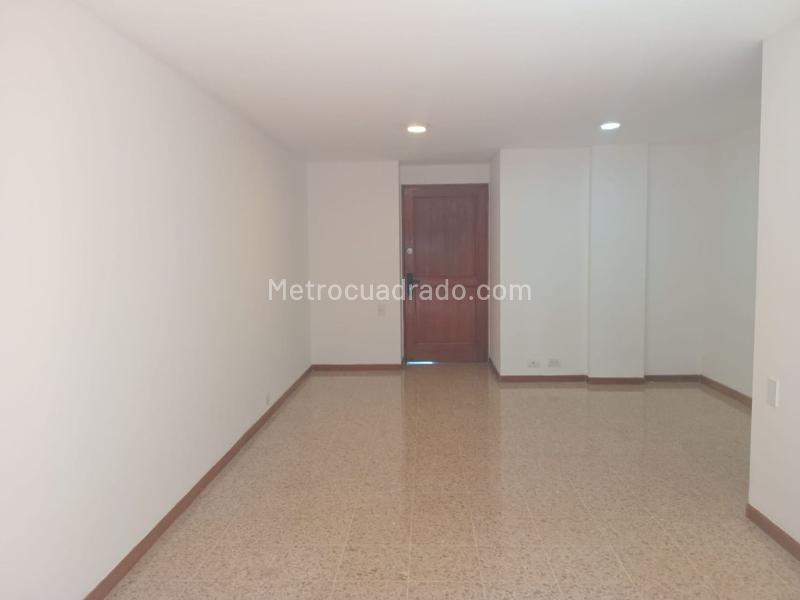 Apartamento Moderno de 2 Alcobas en El Poblado - 4