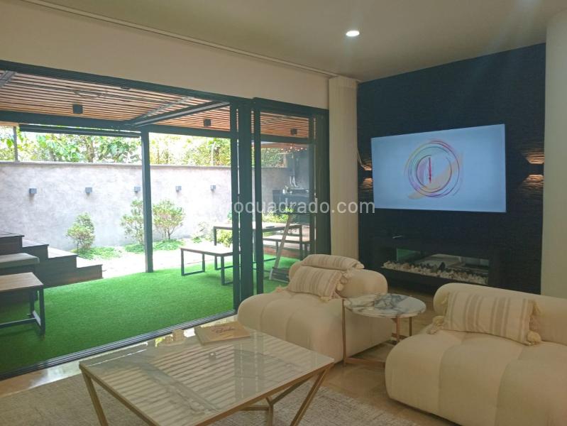Elegant 4BR House for Rent in El Poblado - 3