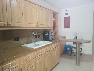 Casa en arriendo en El Poblado, Medellín · foto 7 de 20
