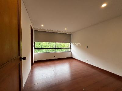 Apartamento de 3 alcobas en arriendo en El Poblado, Medellín, 210 m² · foto 16 de 19