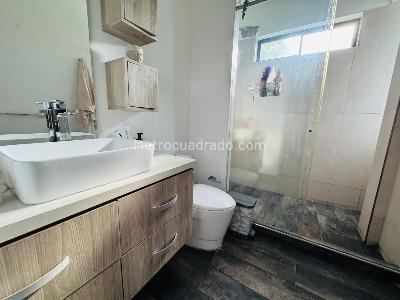 Casa de 5 alcobas en venta en Rionegro, Rionegro, 900 m² · foto 13 de 17