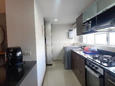 Apartamento de 3 alcobas en arriendo en El Poblado, Medellín, 120 m² · foto 6 de 19
