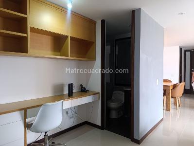 Apartamento de 3 alcobas en arriendo en El Poblado, Medellín, 120 m² · foto 8 de 19