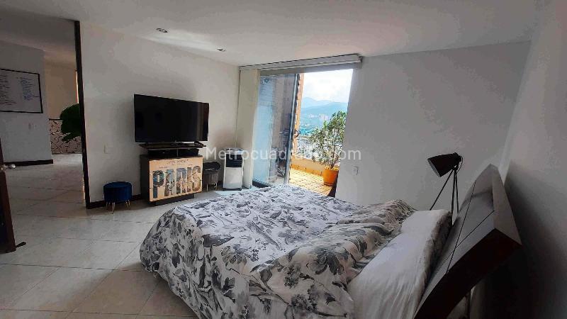 Apartamento Moderno de 3 Alcobas con Amenities en El Poblado - 9