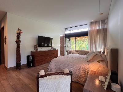 Casa de 3 alcobas en venta en Envigado, Envigado, 520 m² · foto 14 de 19