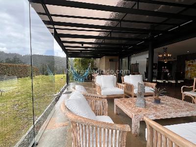 Casa de 3 alcobas en venta en Envigado, Envigado, 520 m² · foto 18 de 19