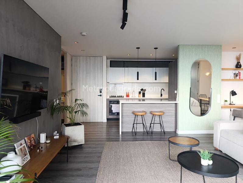 Furnished 1BR Apartment with Pool in El Poblado - 2