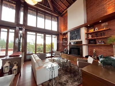 Casa de 3 alcobas en venta en Envigado, Envigado, 410 m² · foto 2 de 20