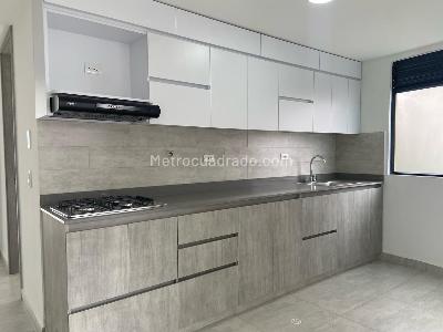 Apartamento de 2 alcobas en venta en Sabaneta, Sabaneta, 73 m² · foto 7 de 19