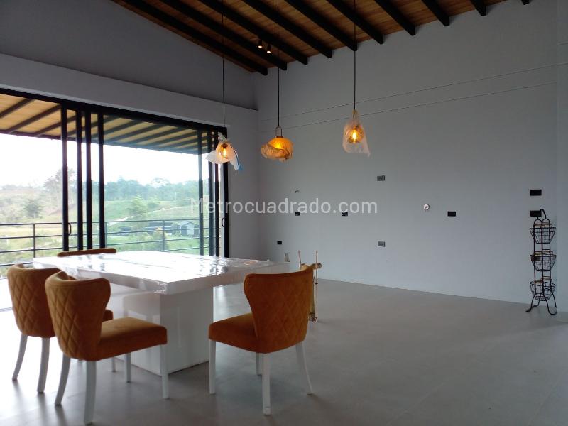 3BR House in El Retiro (392 m²) - 5