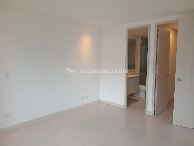 Apartamento de 3 alcobas en venta en Castropol, Medellín, 120 m² · foto 10 de 20