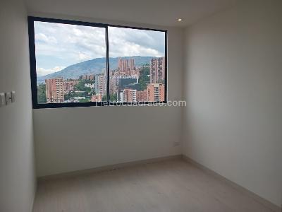 Apartamento de 3 alcobas en venta en Castropol, Medellín, 120 m² · foto 12 de 20