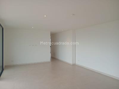 Apartamento de 3 alcobas en venta en Castropol, Medellín, 120 m² · foto 3 de 20