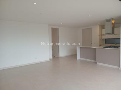 Apartamento de 3 alcobas en venta en Castropol, Medellín, 120 m² · foto 4 de 20