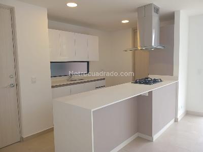 Apartamento de 3 alcobas en venta en Castropol, Medellín, 120 m² · foto 6 de 20