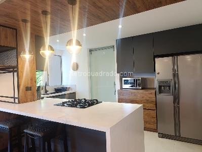 Apartamento en arriendo en El Poblado, Medellín · foto 6 de 19