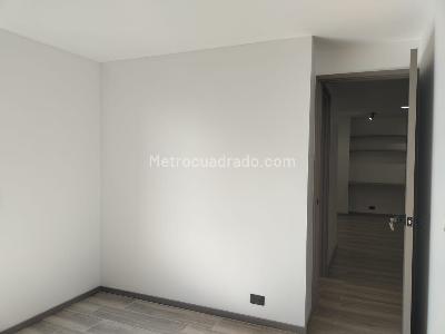 Apartamento de 3 alcobas en arriendo en El Poblado, Medellín, 105 m² · foto 14 de 19