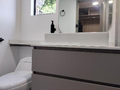Apartamento de 3 alcobas en arriendo en El Poblado, Medellín, 105 m² · foto 18 de 19
