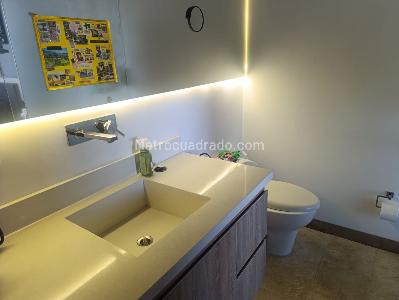 Apartamento en arriendo en El Poblado, Medellín · foto 19 de 19