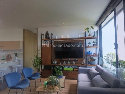 Apartamento en arriendo en El Poblado, Medellín · foto 2 de 19