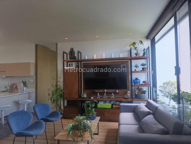 1BR Studio Apartment for Rent in El Poblado with Pool & Gym - 2
