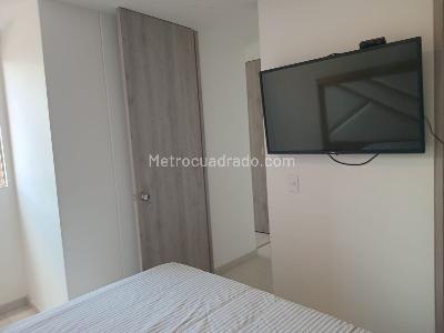Apartamento de 3 alcobas en arriendo en El Poblado, Medellín, 79 m² · foto 10 de 19