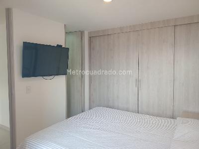 Apartamento de 3 alcobas en arriendo en El Poblado, Medellín, 79 m² · foto 11 de 19