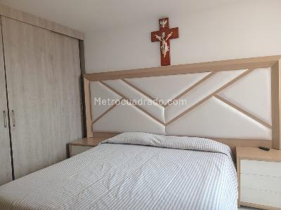 Apartamento de 3 alcobas en arriendo en El Poblado, Medellín, 79 m² · foto 8 de 19