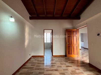 Apartamento en venta en El Poblado, Medellín · foto 10 de 20