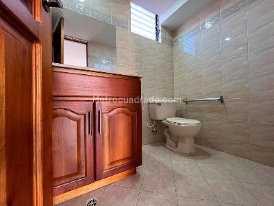 Apartamento en venta en El Poblado, Medellín · foto 17 de 20