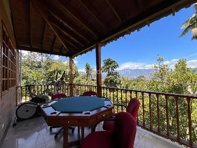 Casa de 3 alcobas en venta en Envigado, Envigado, 415 m² · foto 18 de 20