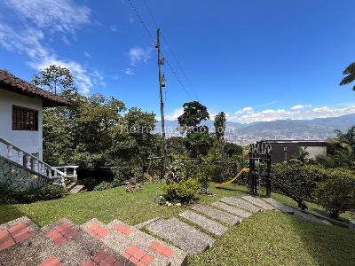 Casa de 3 alcobas en venta en Envigado, Envigado, 415 m² · foto 20 de 20