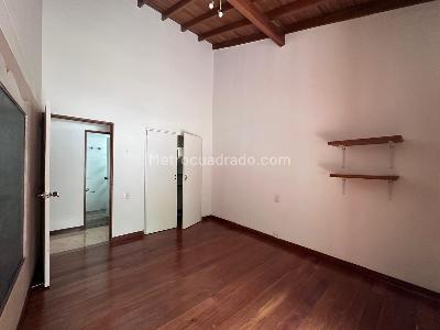 Casa de 4 alcobas en arriendo en El Poblado, Medellín, 250 m² · foto 11 de 20