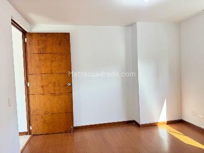 Apartamento de 3 alcobas en arriendo en El Poblado, Medellín, 150 m² · foto 15 de 19