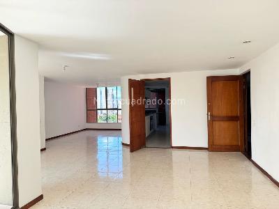 Apartamento de 3 alcobas en arriendo en El Poblado, Medellín, 150 m² · foto 7 de 19