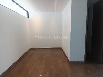 Apartamento en arriendo en El Poblado, Medellín · foto 5 de 17