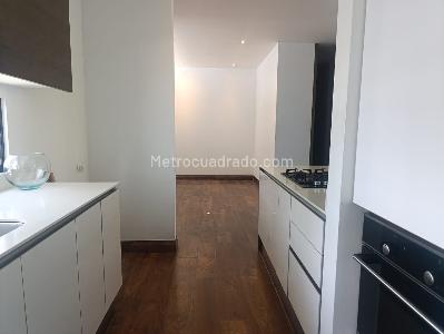 Apartamento en arriendo en El Poblado, Medellín · foto 9 de 17