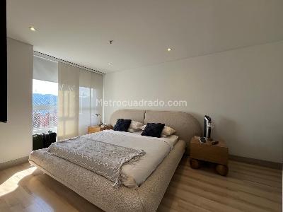 Apartamento de 2 alcobas en venta en La Florida, Medellín, 133 m² · foto 13 de 19